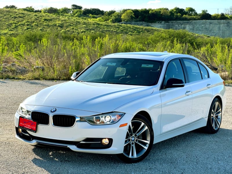 BMW 3-Series 2015 price $16,981