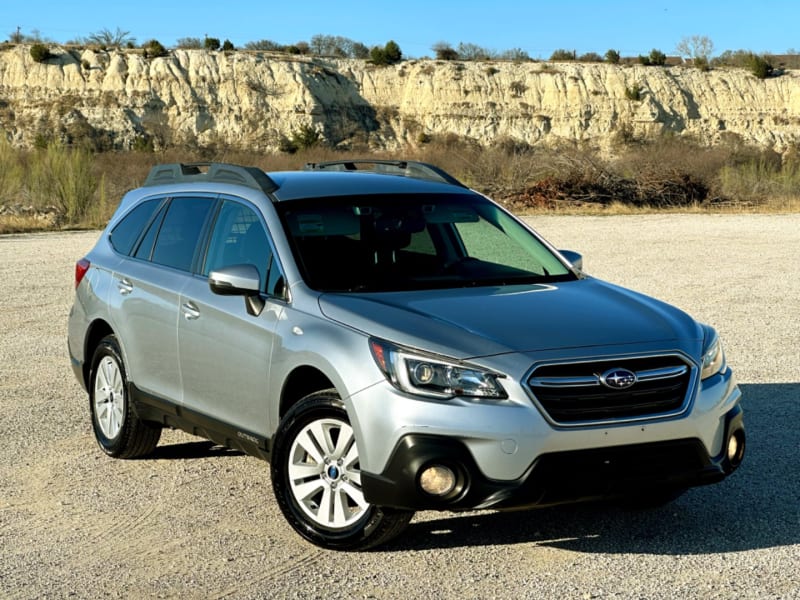 Subaru Outback 2019 price $14,980