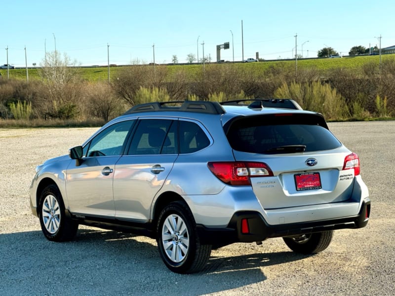 Subaru Outback 2019 price $14,980