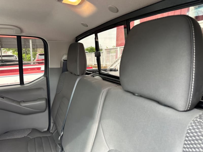 Nissan Frontier 2019 price $19,997