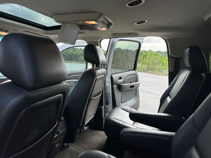 GMC Yukon XL Denali AWD 2014 price $18,981