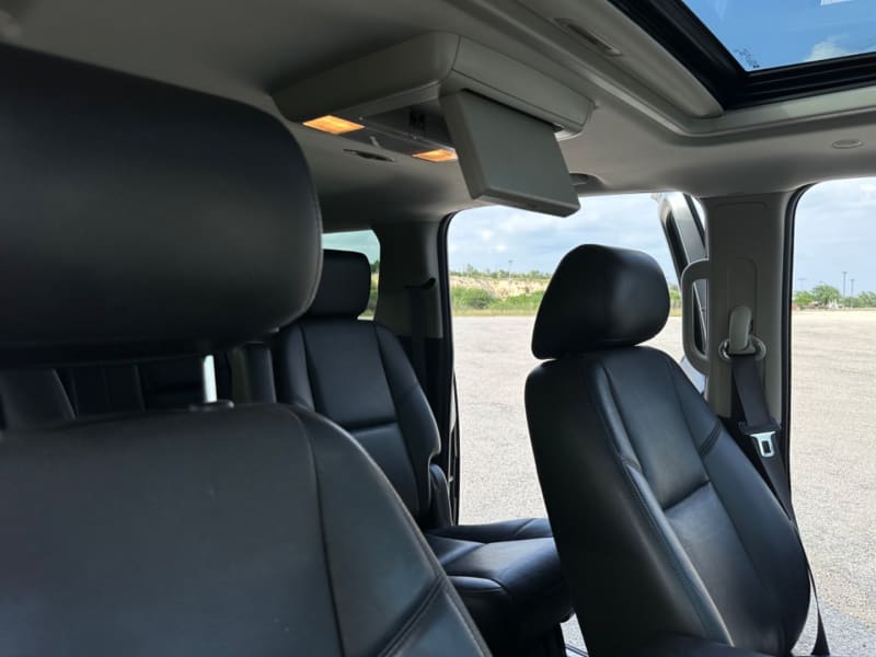 GMC Yukon XL Denali AWD 2014 price $18,981