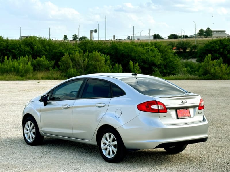 Ford Fiesta 2013 price $5,997