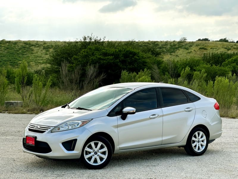 Ford Fiesta 2013 price $5,997