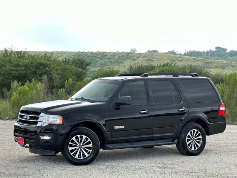 Ford Expedition 2017 price $16,997