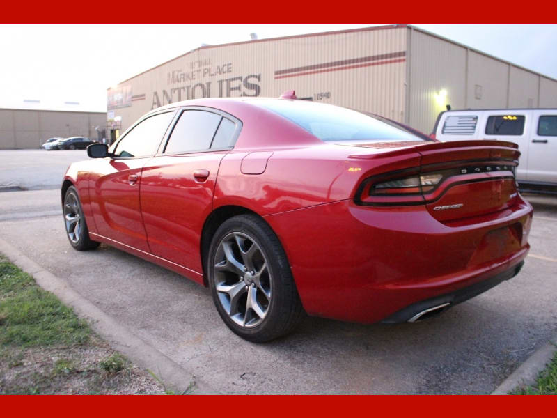 Dodge Charger 2016 price $11,899