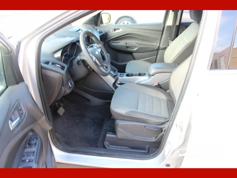 Ford Escape 2013 price $6,399