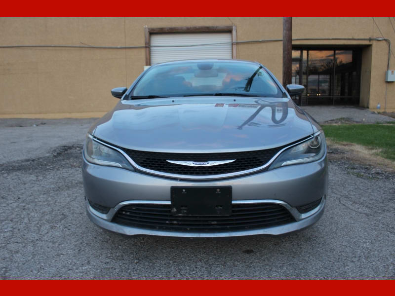 Chrysler 200 2015 price $6,499