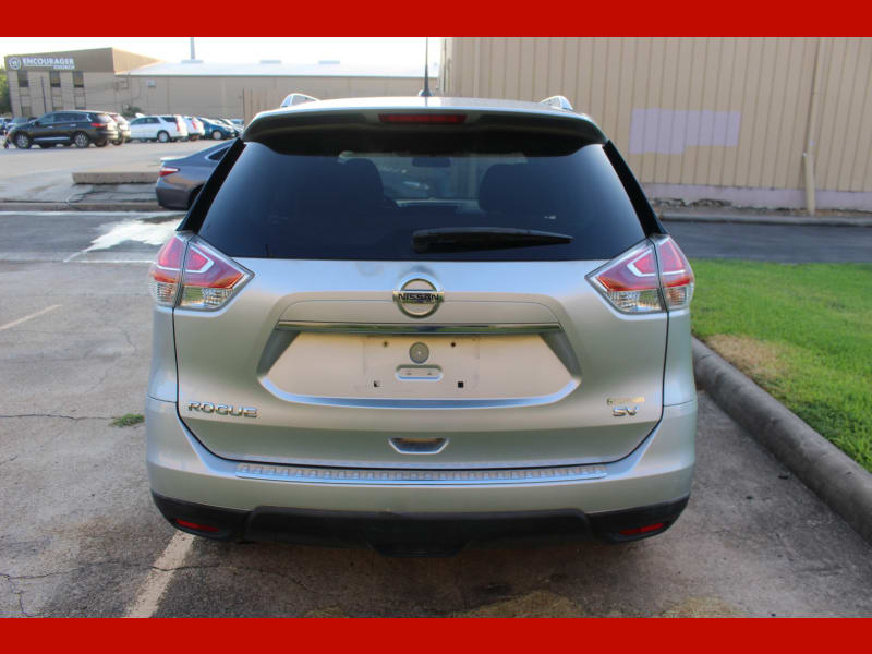 Nissan Rogue 2015 price $9,599