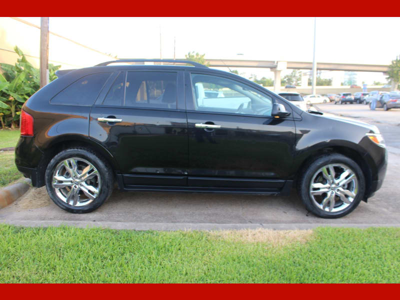 Ford Edge 2013 price $8,299