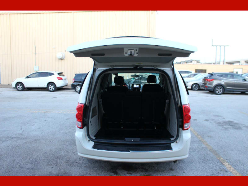 Dodge Grand Caravan 2011 price $5,999