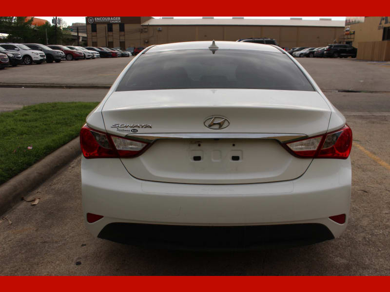 Hyundai Sonata 2014 price $8,990