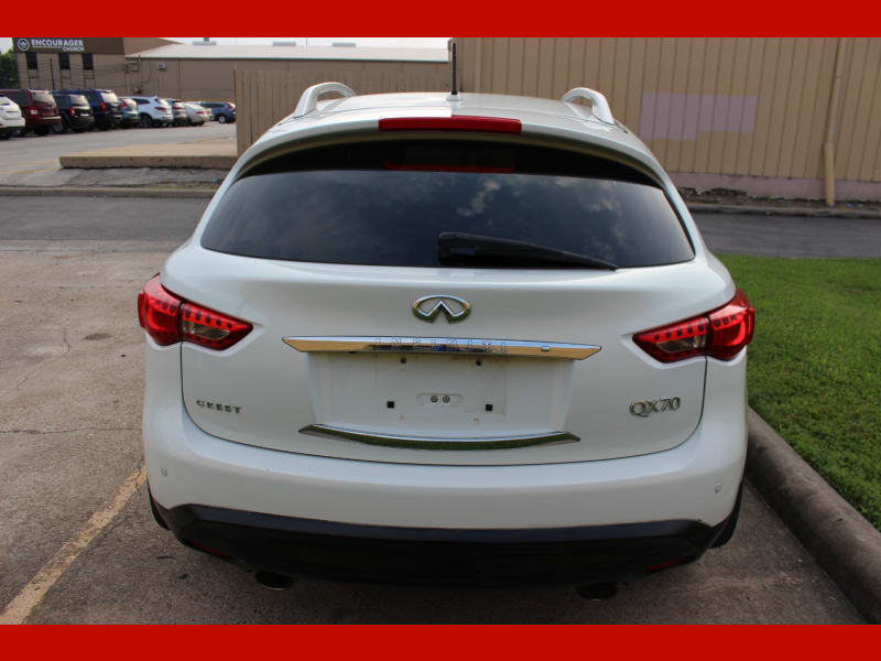 Infiniti QX70 2015 price $10,999