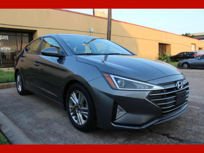 Hyundai Elantra 2020 price $10,999