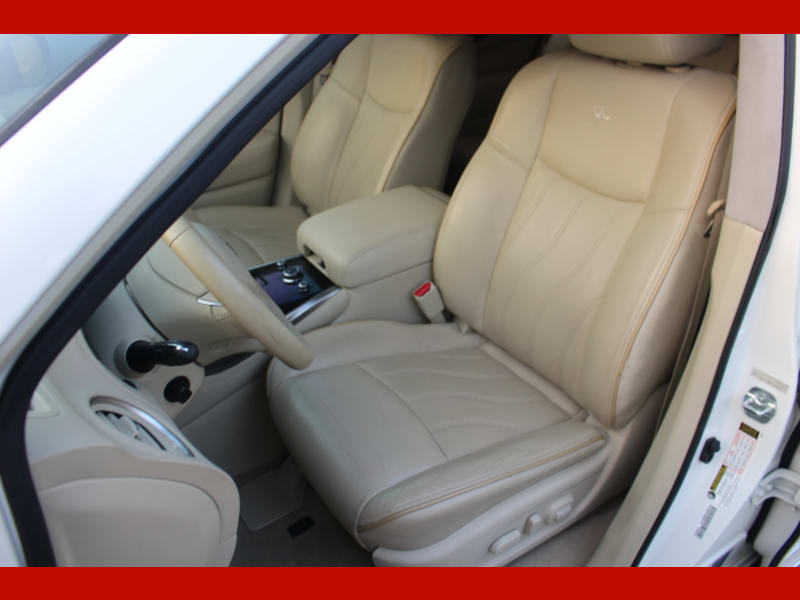 Infiniti JX35 2013 price $9,688