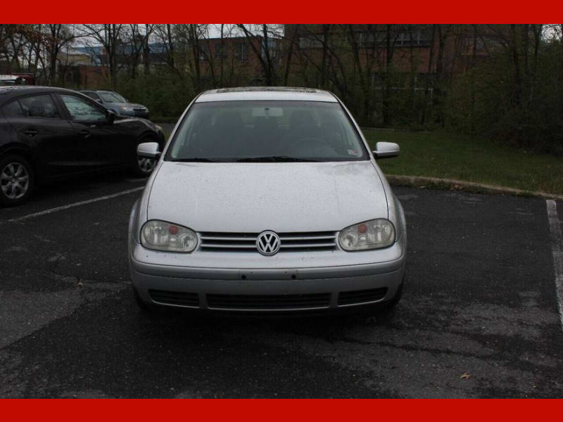 Volkswagen Golf 2004 price $5,999