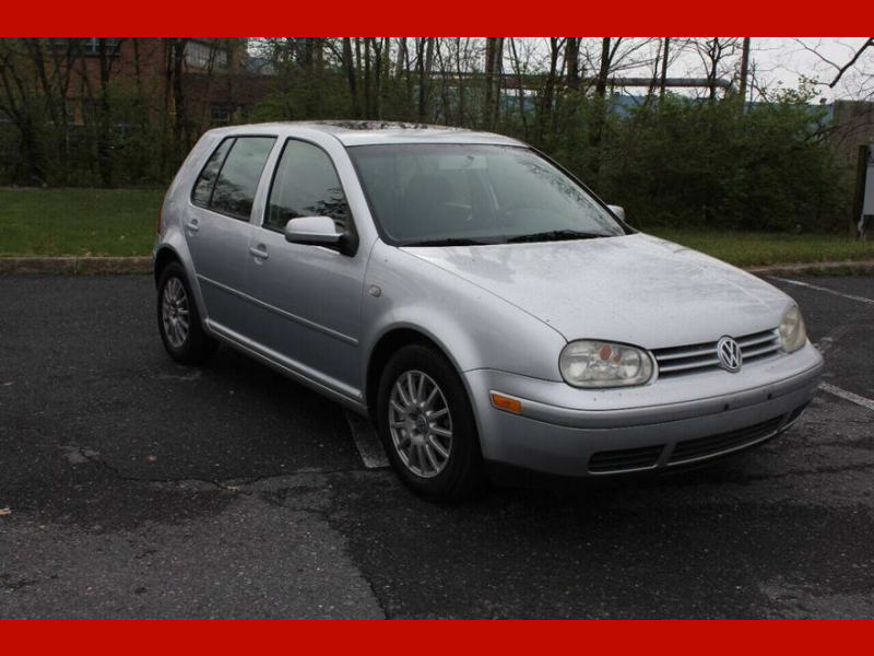 Volkswagen Golf 2004 price $5,999