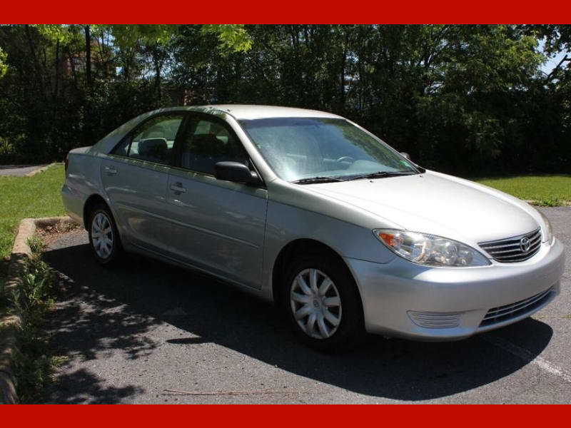 Toyota Camry 2005 price $9,999