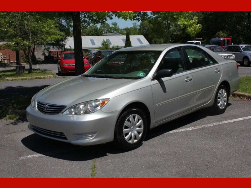 Toyota Camry 2005 price $9,999