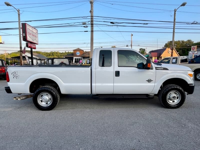 FORD F250 2016 price $24,499