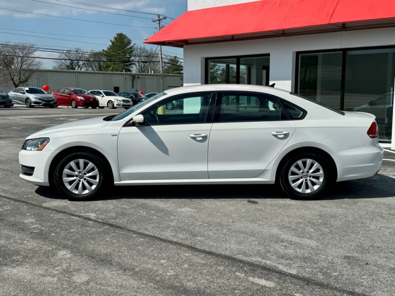 VOLKSWAGEN PASSAT 2015 price $9,799