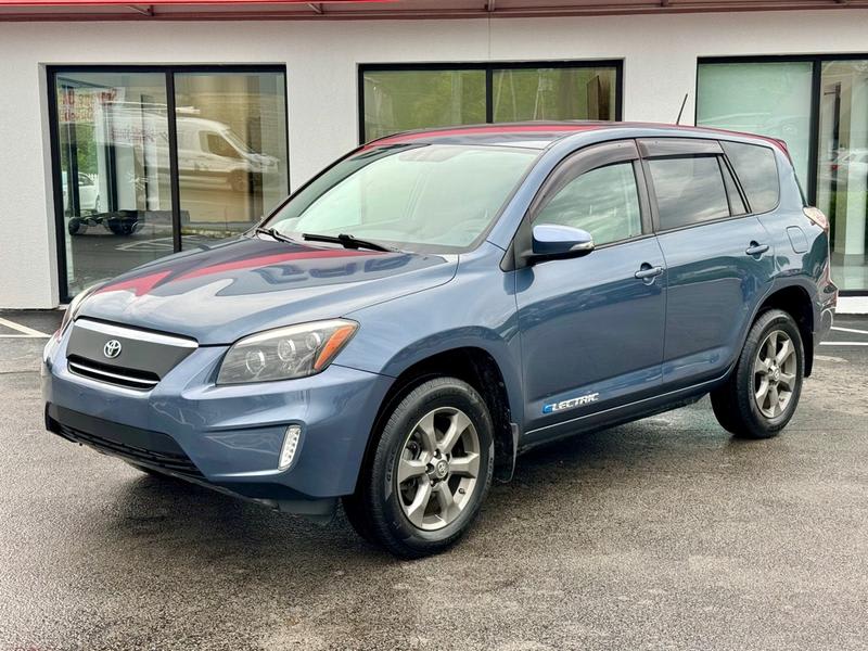 TOYOTA RAV4 EV 2014 price $12,499