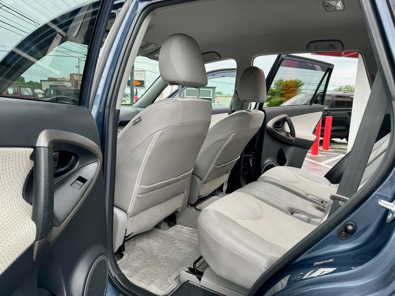 TOYOTA RAV4 EV 2014 price $12,499
