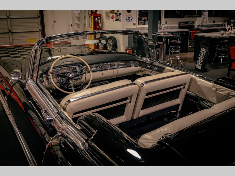 Cadillac Eldorado Biarritz Convertible 1956 price $0