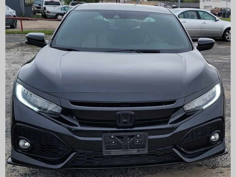Honda Civic Hatchback 2017 price $14,950