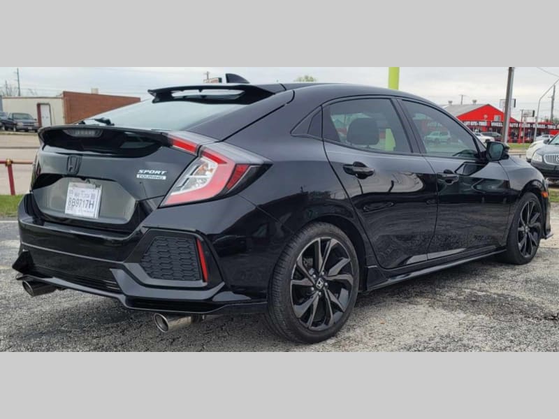 Honda Civic Hatchback 2017 price $14,950