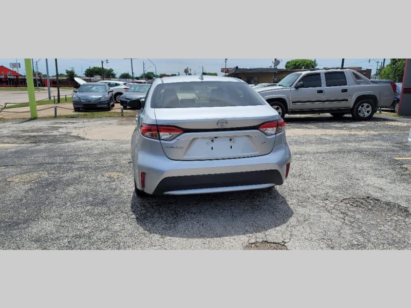 Toyota Corolla 2021 price $13,995