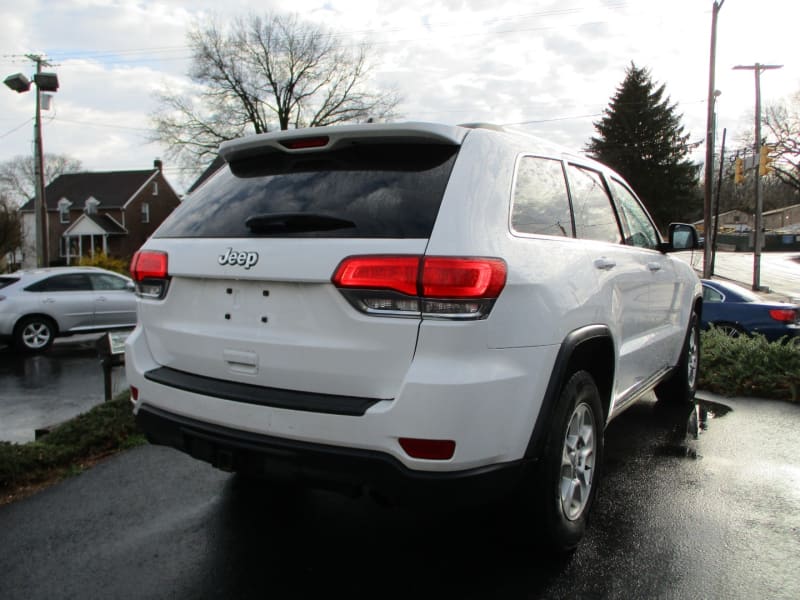 Jeep Grand Cherokee 2015 price $8,500