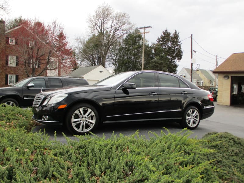 Mercedes-Benz E-Class 2010 price $9,600