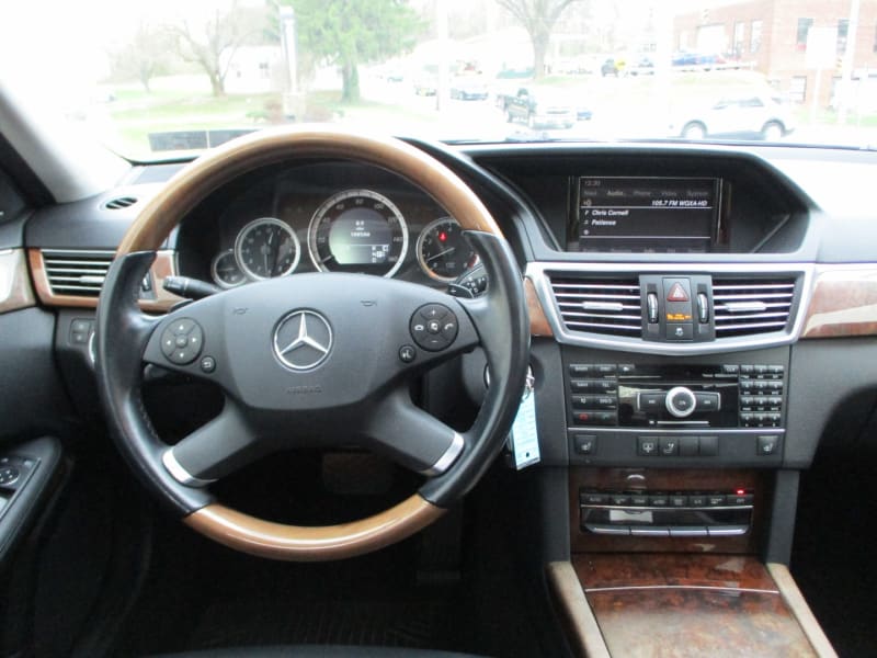 Mercedes-Benz E-Class 2010 price $9,600