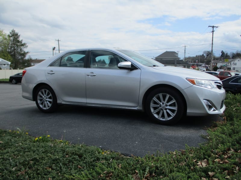 Toyota Camry 2012 price $10,200