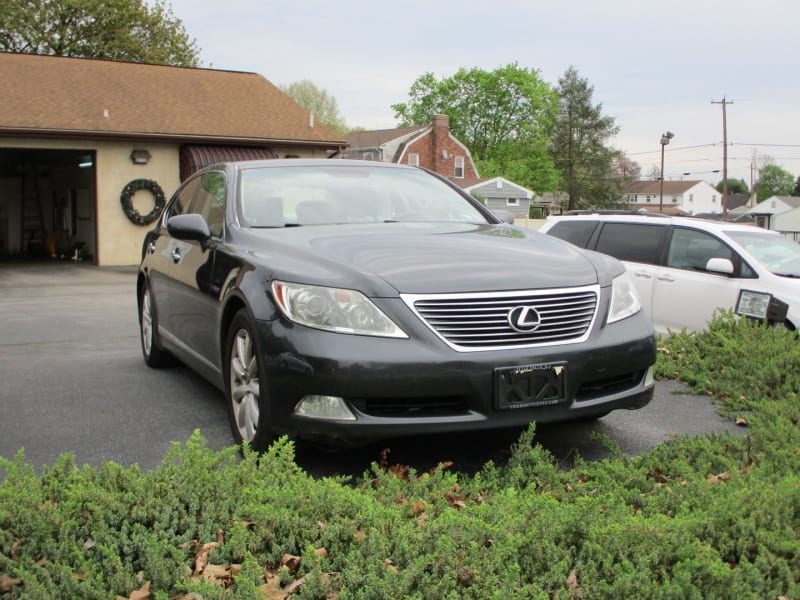 Lexus LS 460 2007 price $8,500