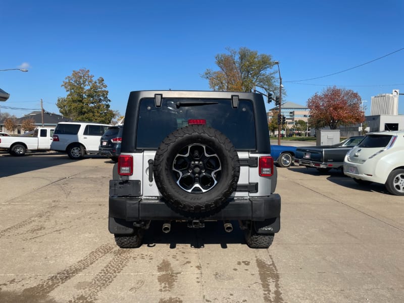 Jeep Wrangler Unlimited 2012 price $16,900