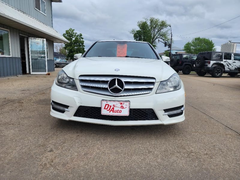 Mercedes-Benz C-Class 2012 price $9,850