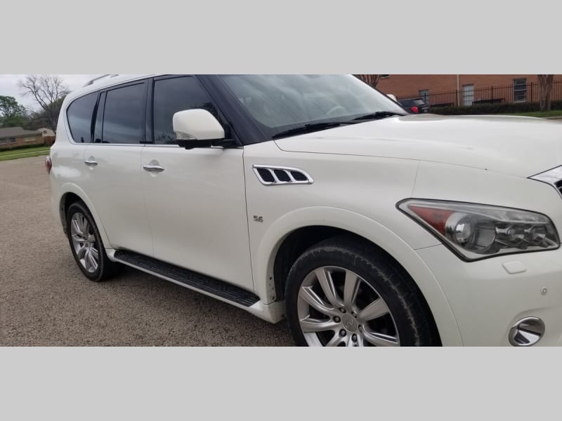 Infiniti QX80 2014 price $15,400