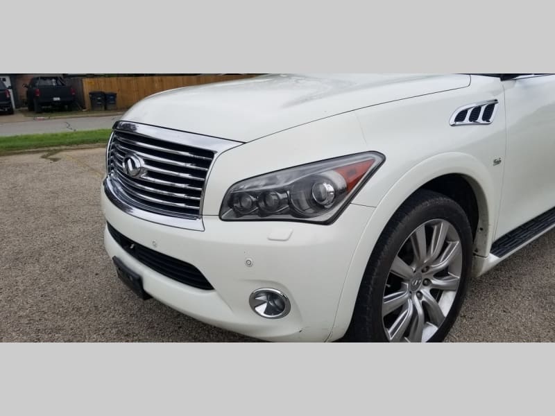 Infiniti QX80 2014 price $15,500