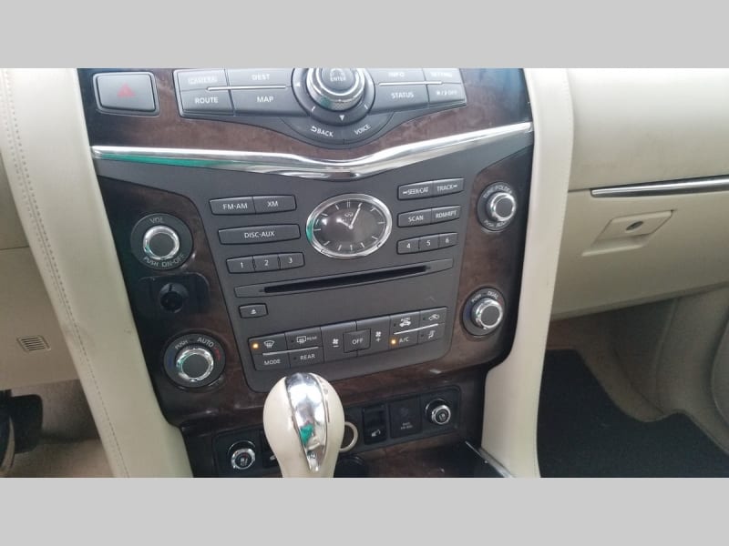 Infiniti QX80 2014 price $15,500