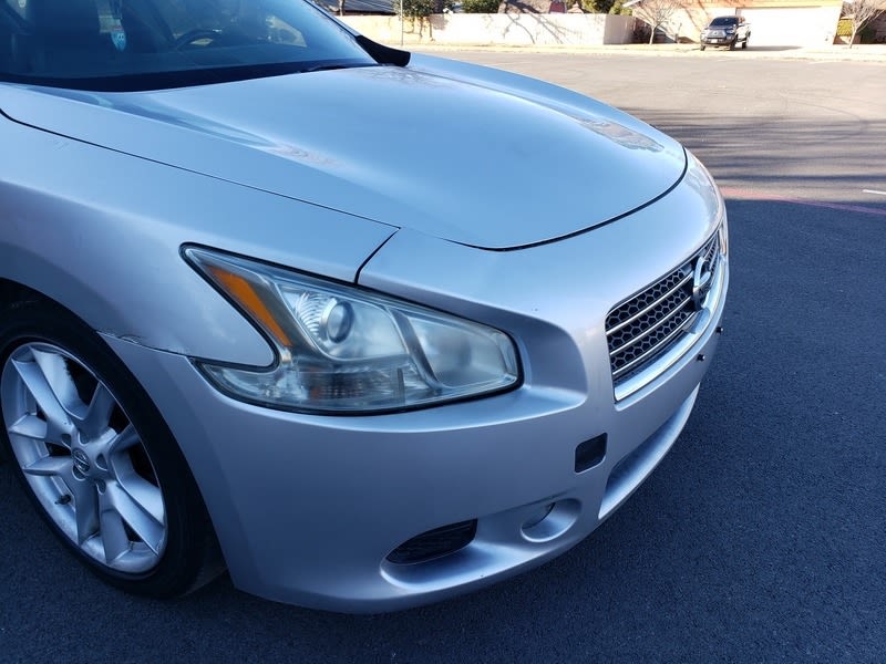 Nissan Maxima 2011 price $7,000