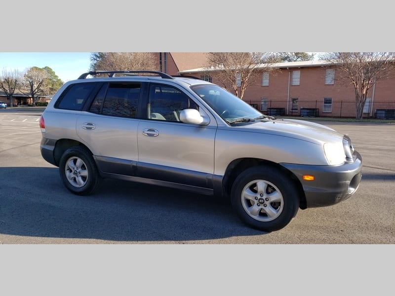 Hyundai Santa Fe 2006 price $4,850