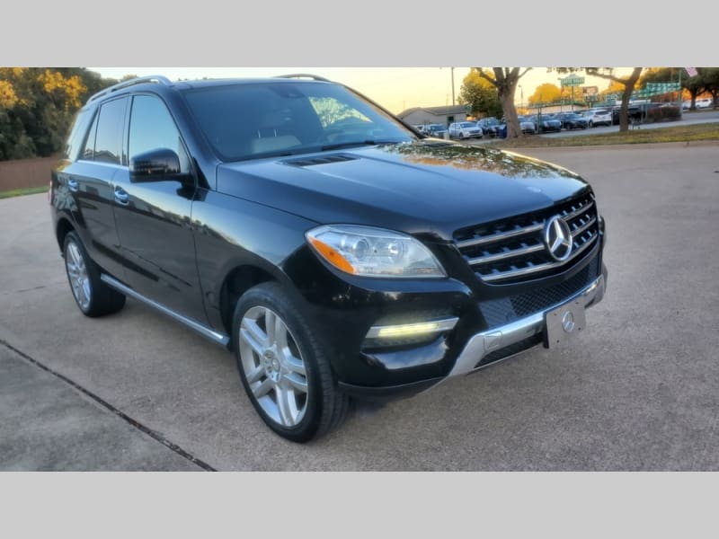 Mercedes-Benz M-Class 2015 price $17,995