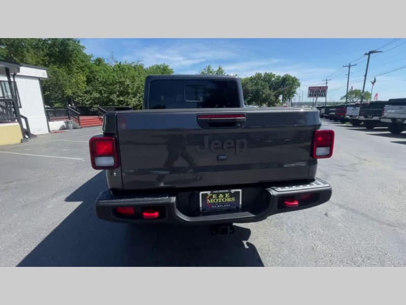 Jeep Gladiator 2022 price $55,000