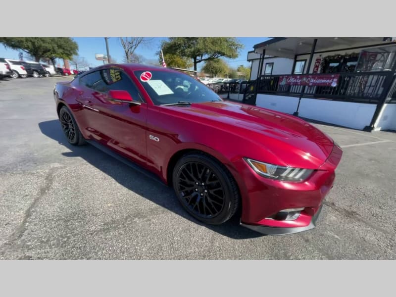 Ford Mustang 2017 price $32,000