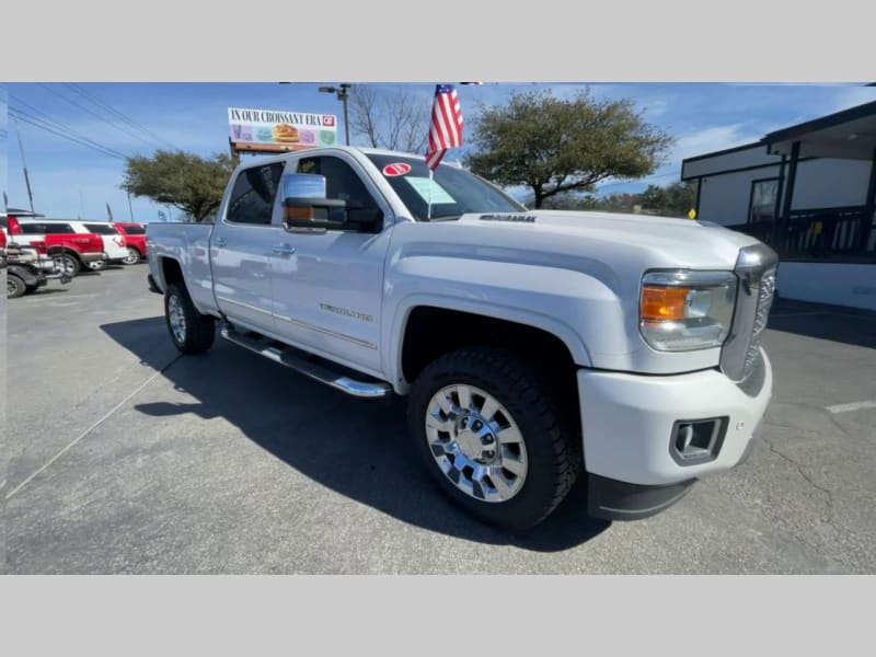 GMC Sierra 2500HD 2018 price $52,000