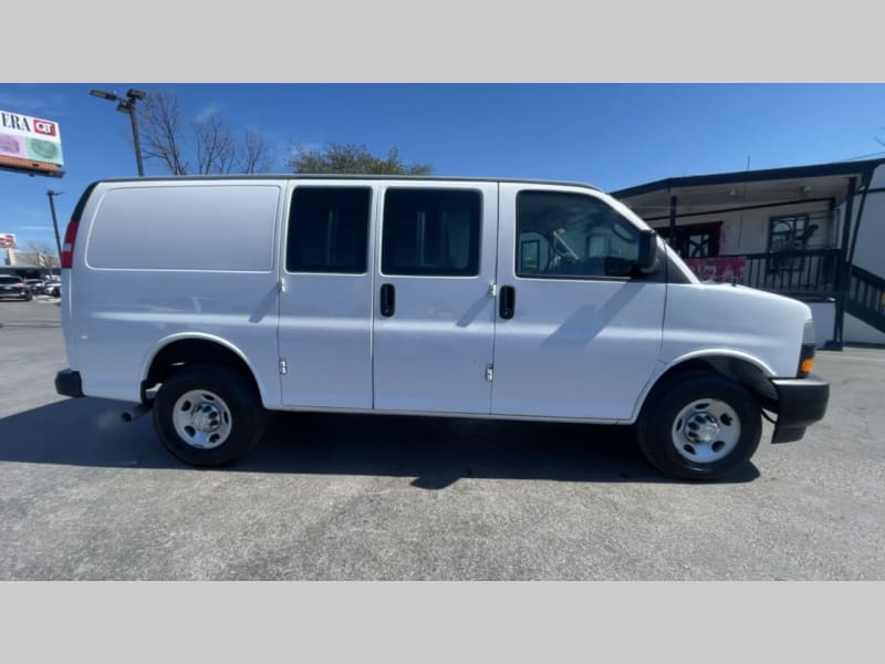 Chevrolet Express Cargo Van 2021 price $25,000