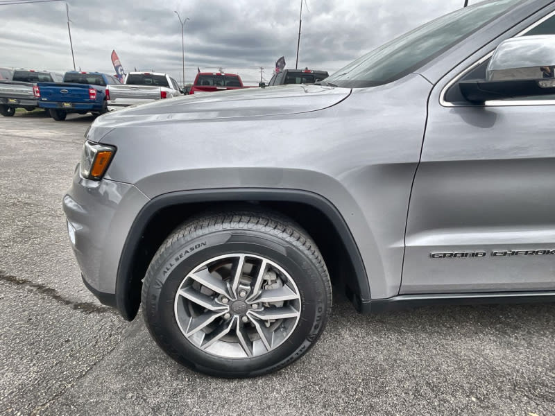 Jeep Grand Cherokee 2019 price $24,000