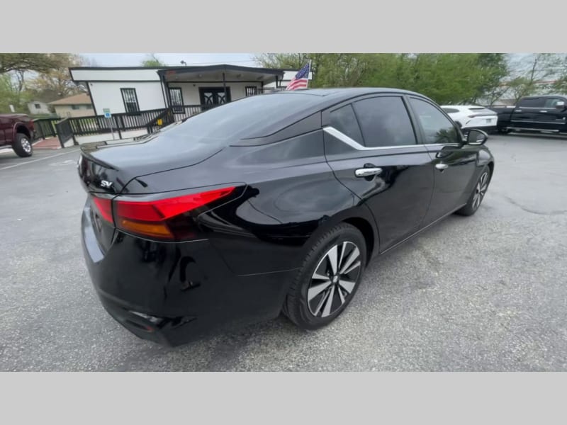 Nissan Altima 2021 price $19,000